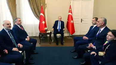 Erdoğan, UEFA Başkanı Ceferin ile Görüştü