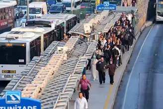 İstanbul'da Trafik Cehennemi Devam Ediyor!